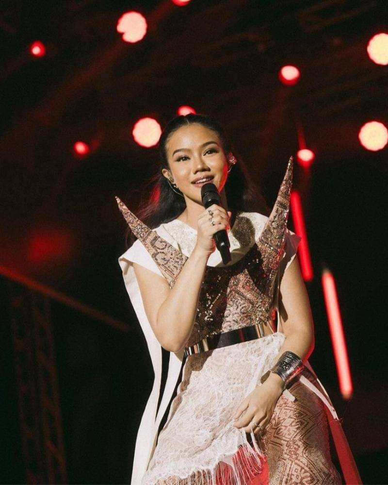 Instagram.com/yurayunita